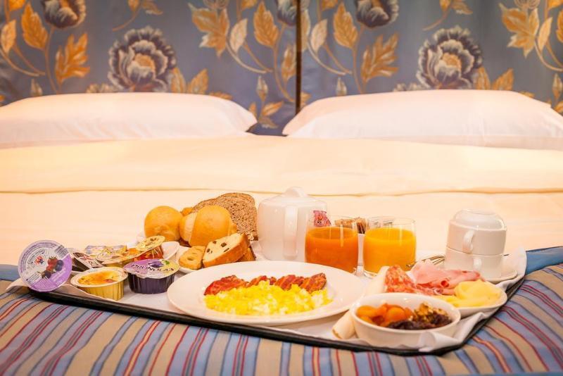Lo Scoiattolo Hotel Massino Visconti Ngoại thất bức ảnh